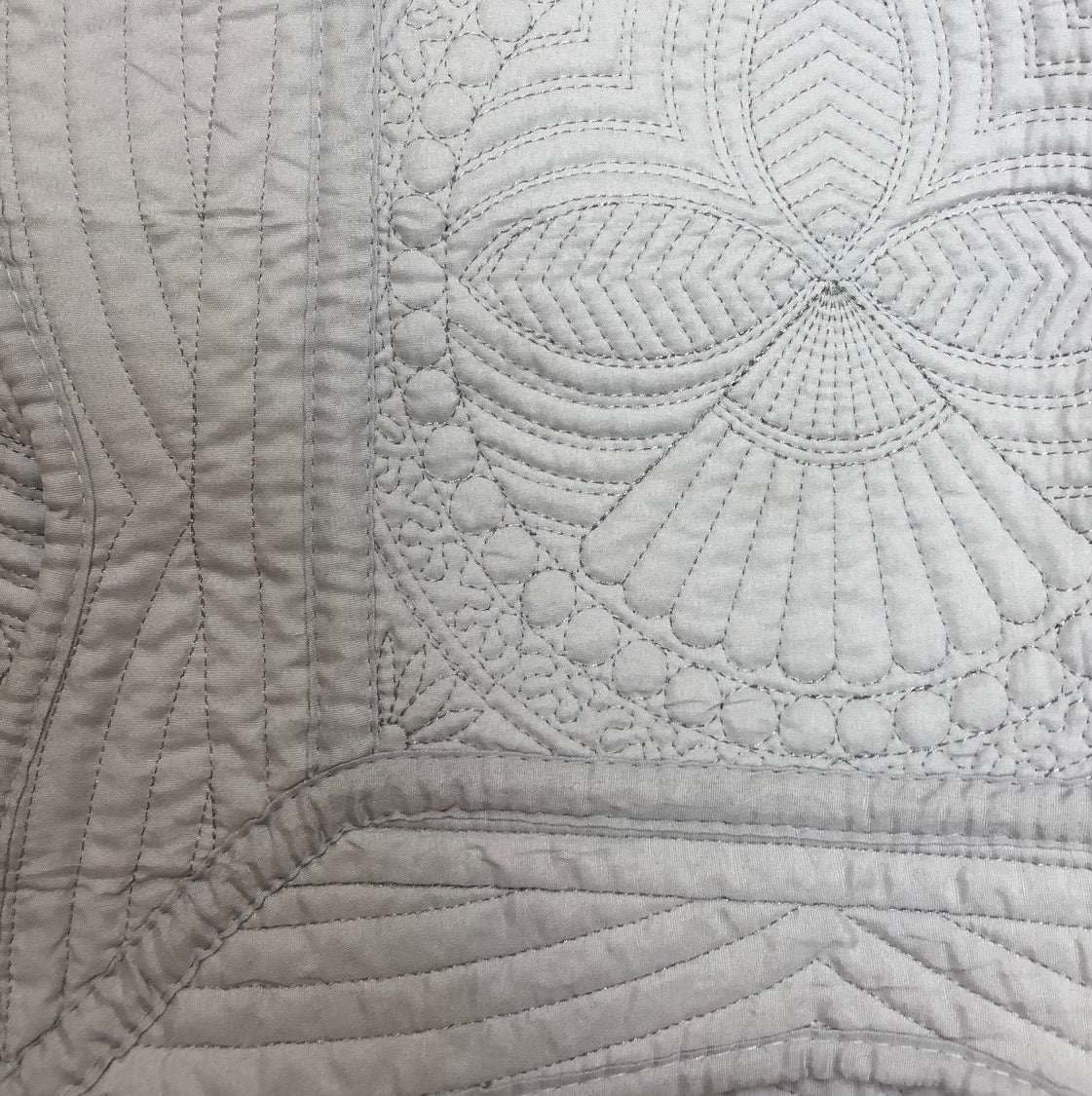 Grey baby quilt