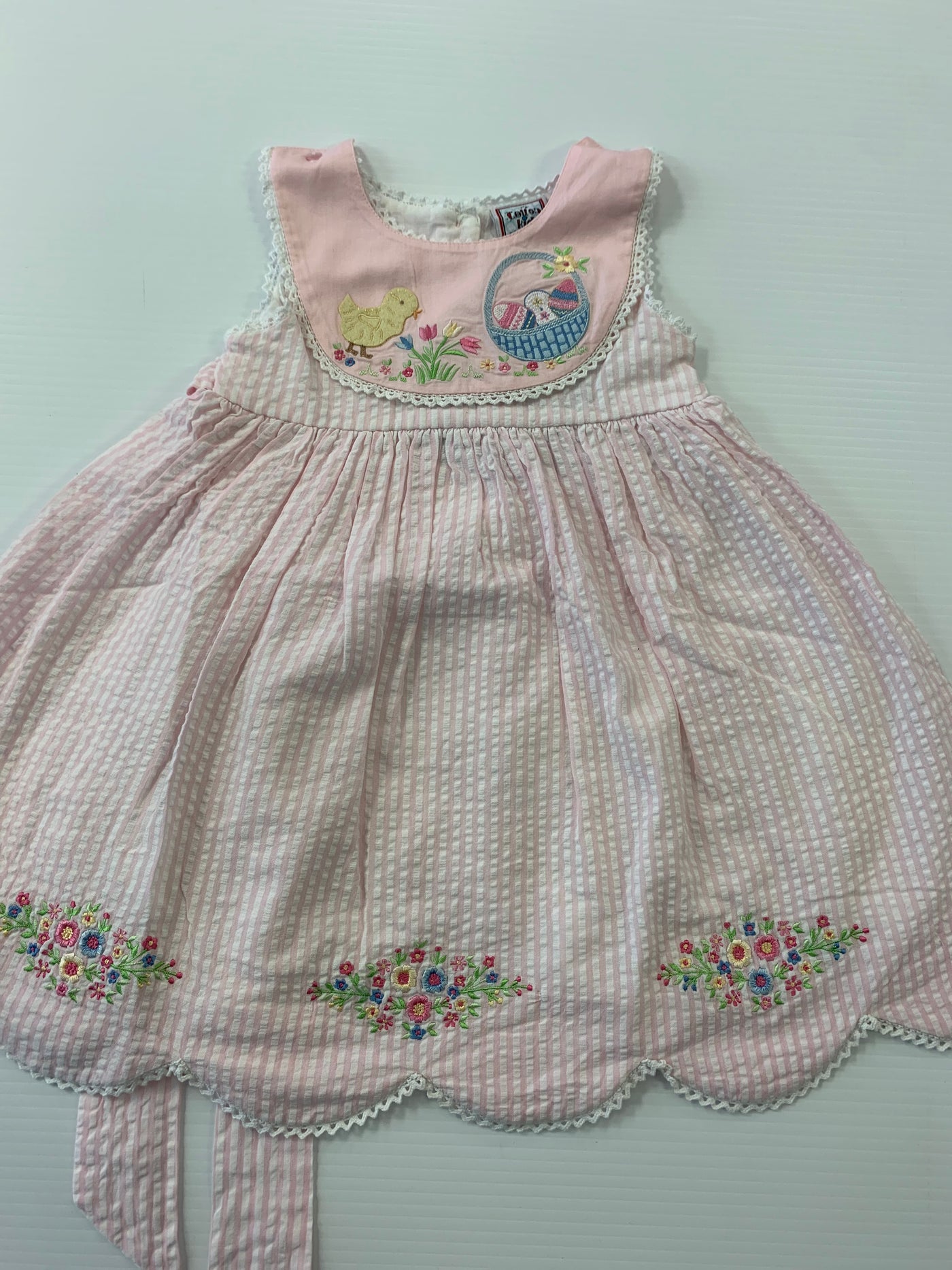 Embroidered chick and floral dress